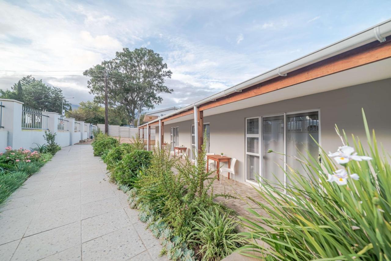 Azaria Guesthouse Swellendam Exterior foto